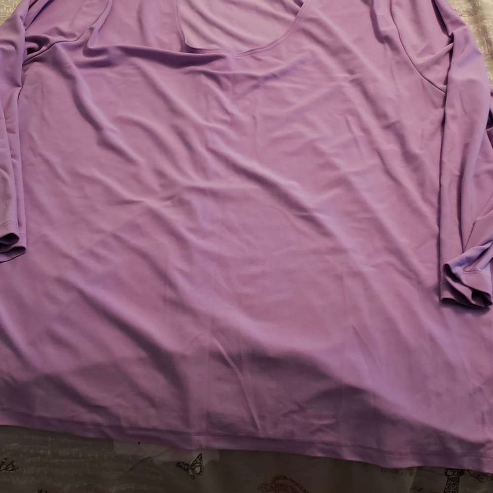 Shirts - Picture 5 of 8